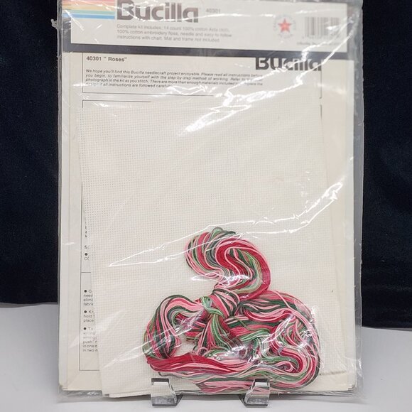 Bucilla Counted Cross-stitch Kit Pink Roses #40301 VTG 9x12 - Picture 3 of 3